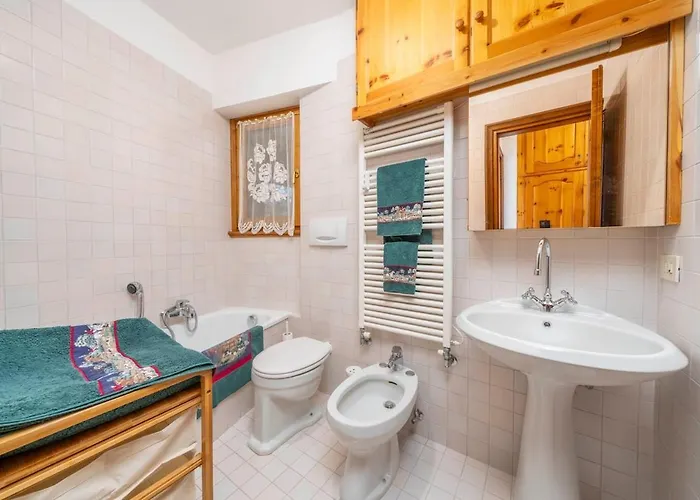 Le Gemelle Κορτίνα Ντ' Αμπέτσο